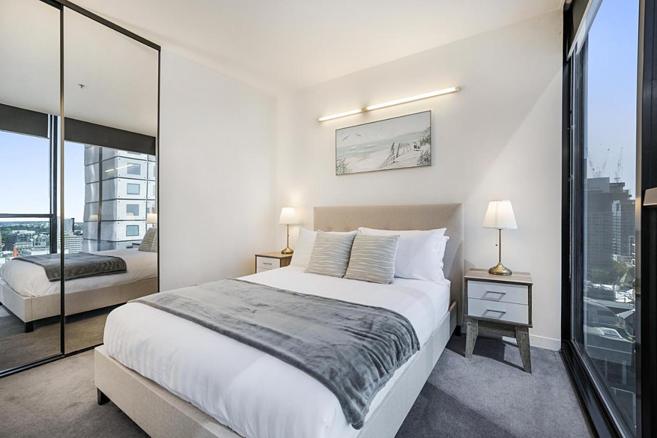 2-Bed Unit Metres From Cbd Malls, Dining & Sights Apartment เมลเบิร์น ภายนอก รูปภาพ