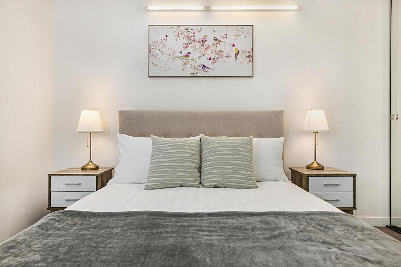 2-Bed Unit Metres From Cbd Malls, Dining & Sights Apartment เมลเบิร์น ภายนอก รูปภาพ